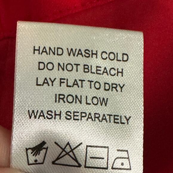 Revolve Superdown red belted shorts size XS - Picture 5 of 10